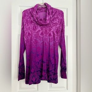 ATHLETA pink/purple ombré top! Size Large!